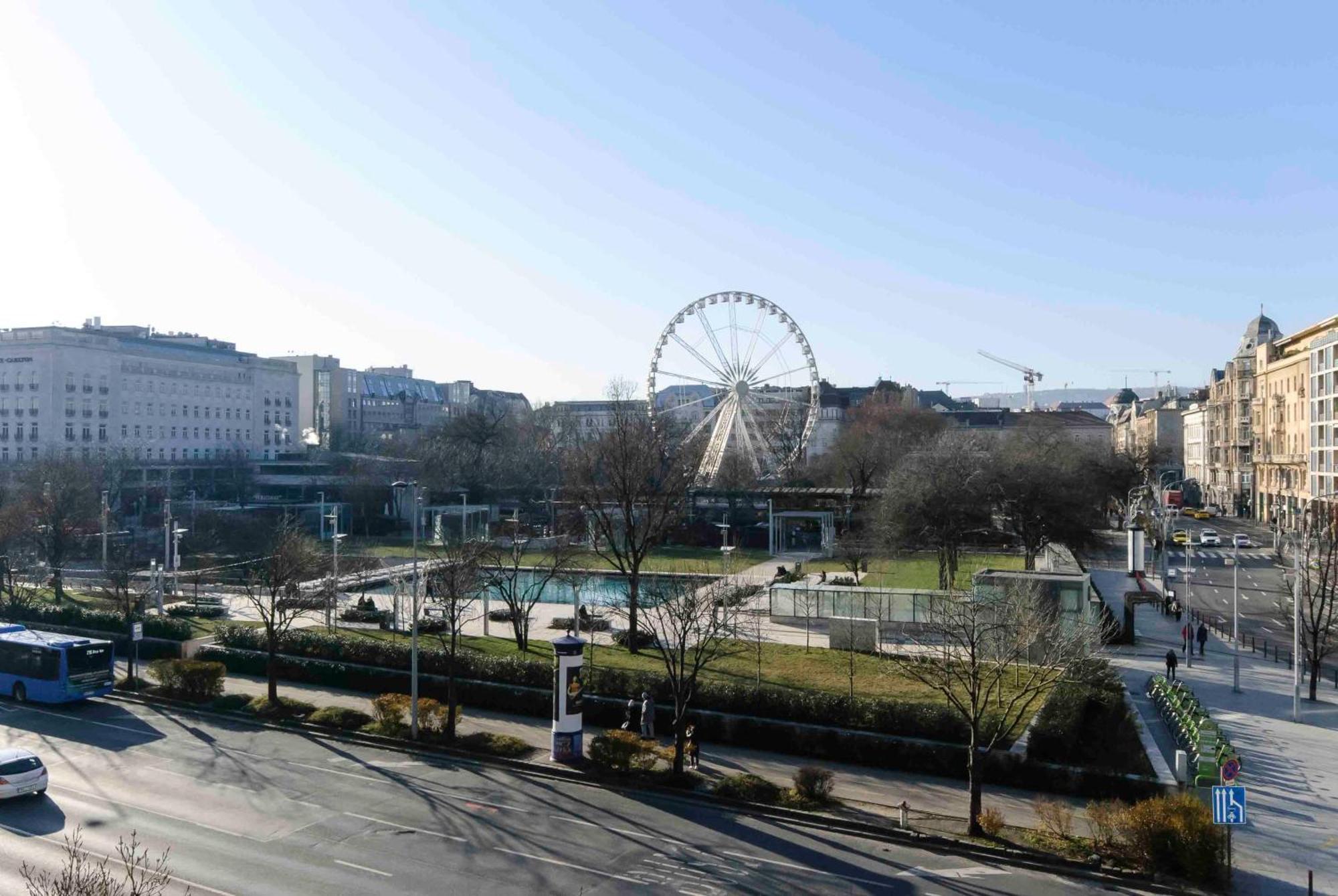 Big Wheel Panoramica Apartment 부다페스트 외부 사진